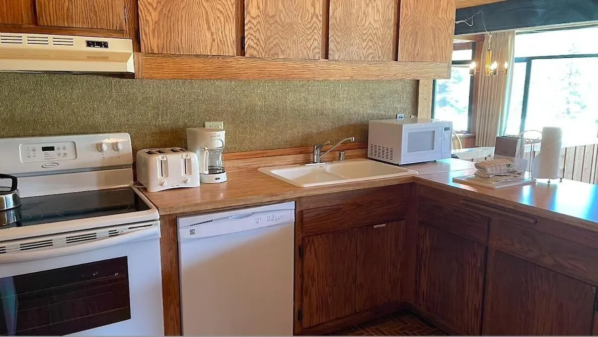 Two Bedroom Condos With Mountain Views At 1849 Condos Mammoth Lakes