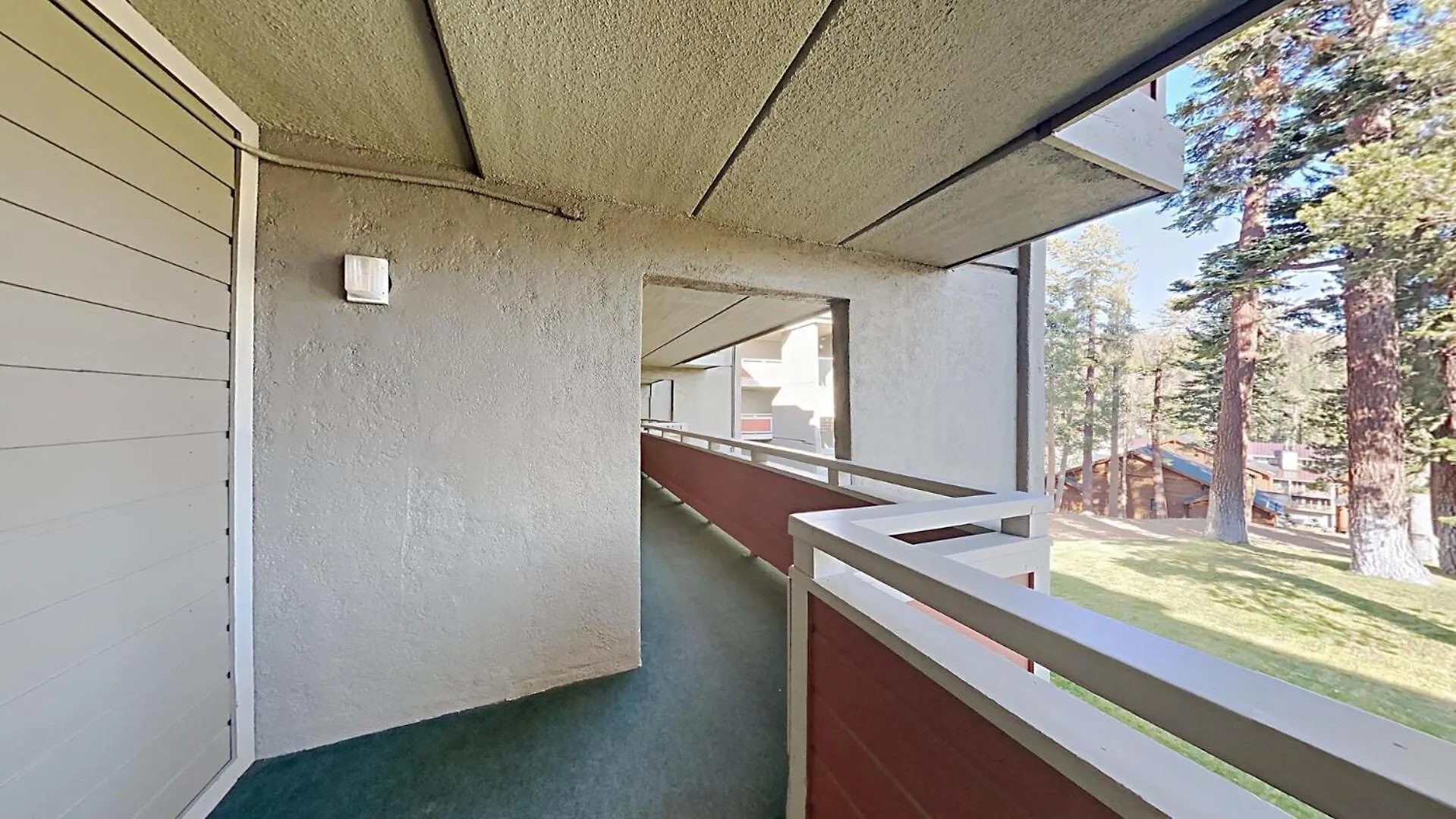 Two Bedroom Condos With Mountain Views At 1849 Condos Mammoth Lakes 0*,