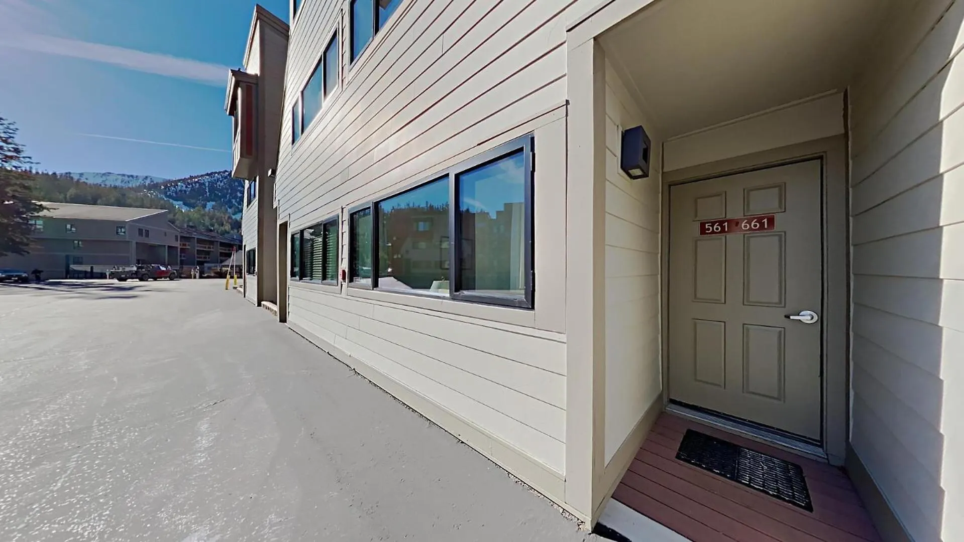 Apartment Two Bedroom Condos With Mountain Views At 1849 Condos Mammoth Lakes